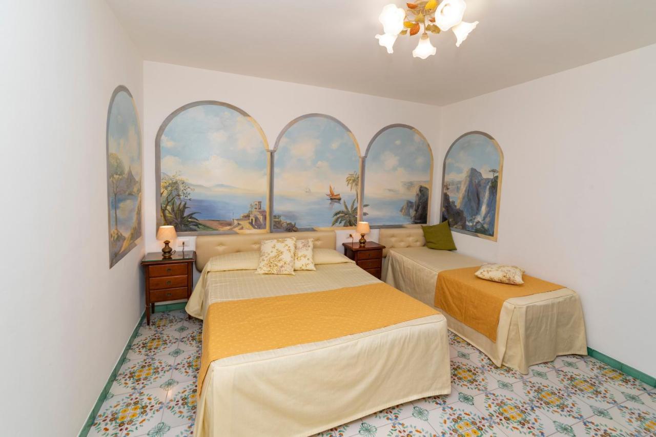 Casa Teresa Bed & Breakfast Positano Exterior photo