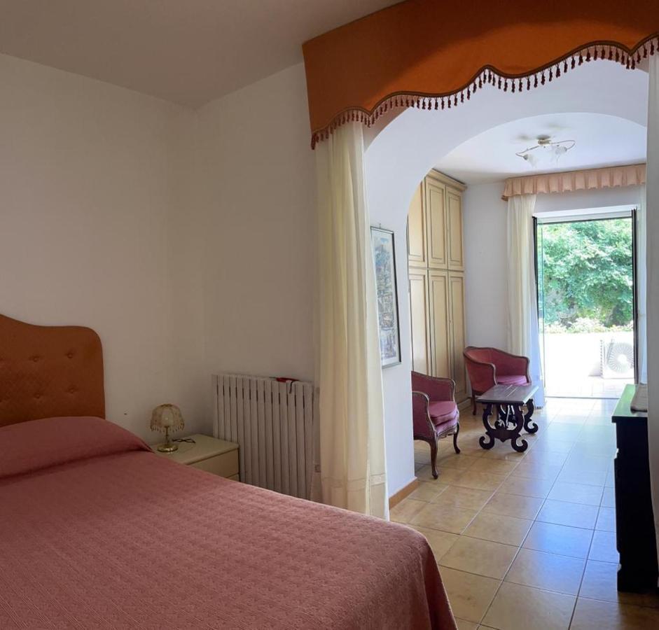Casa Teresa Bed & Breakfast Positano Exterior photo