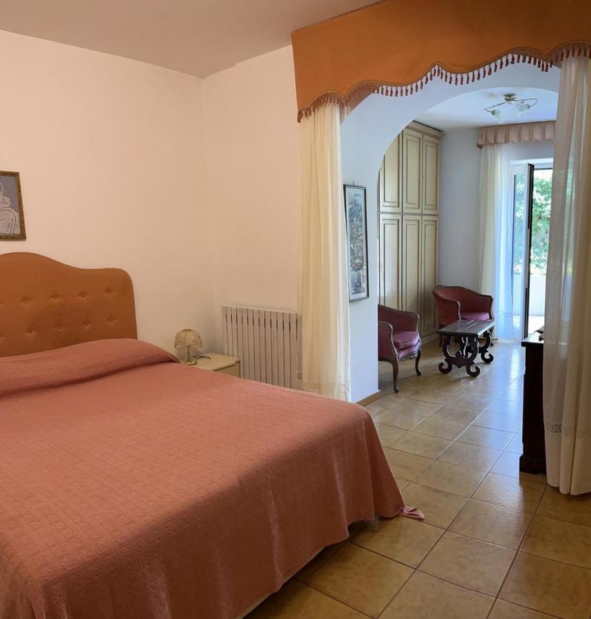 Casa Teresa Bed & Breakfast Positano Exterior photo